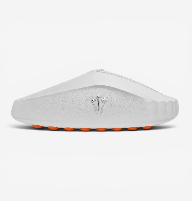 White Nike Mind 001 Slides